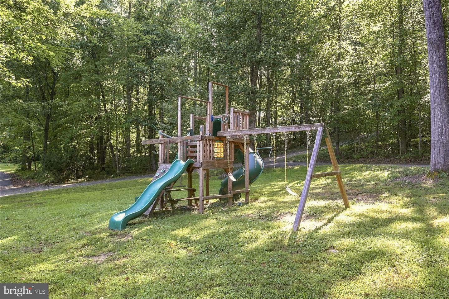9516 Primrose Lane photo 23