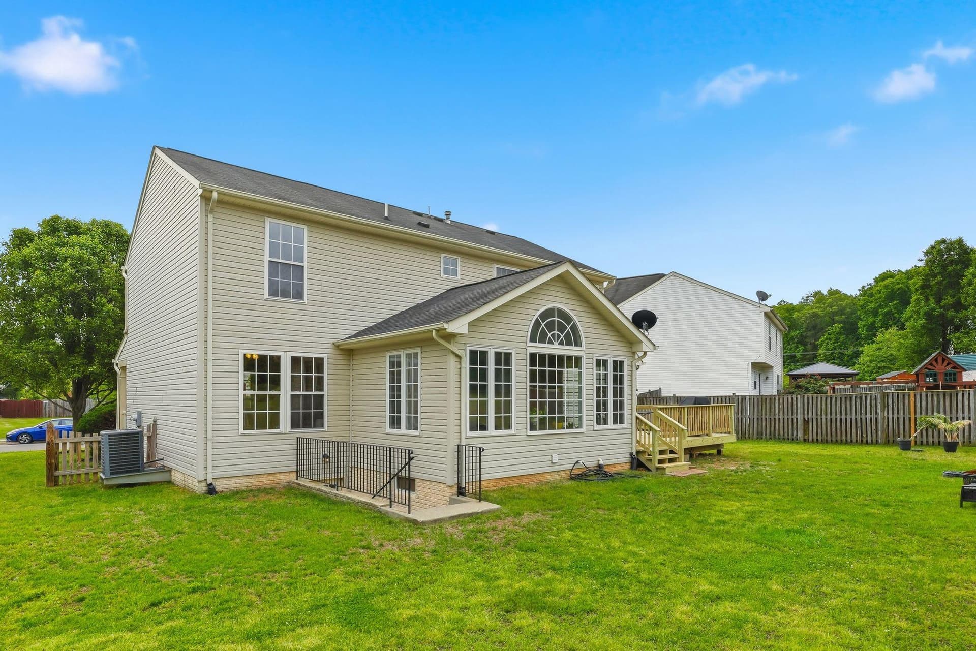 6686 Clarkes Meadow Drive photo 47