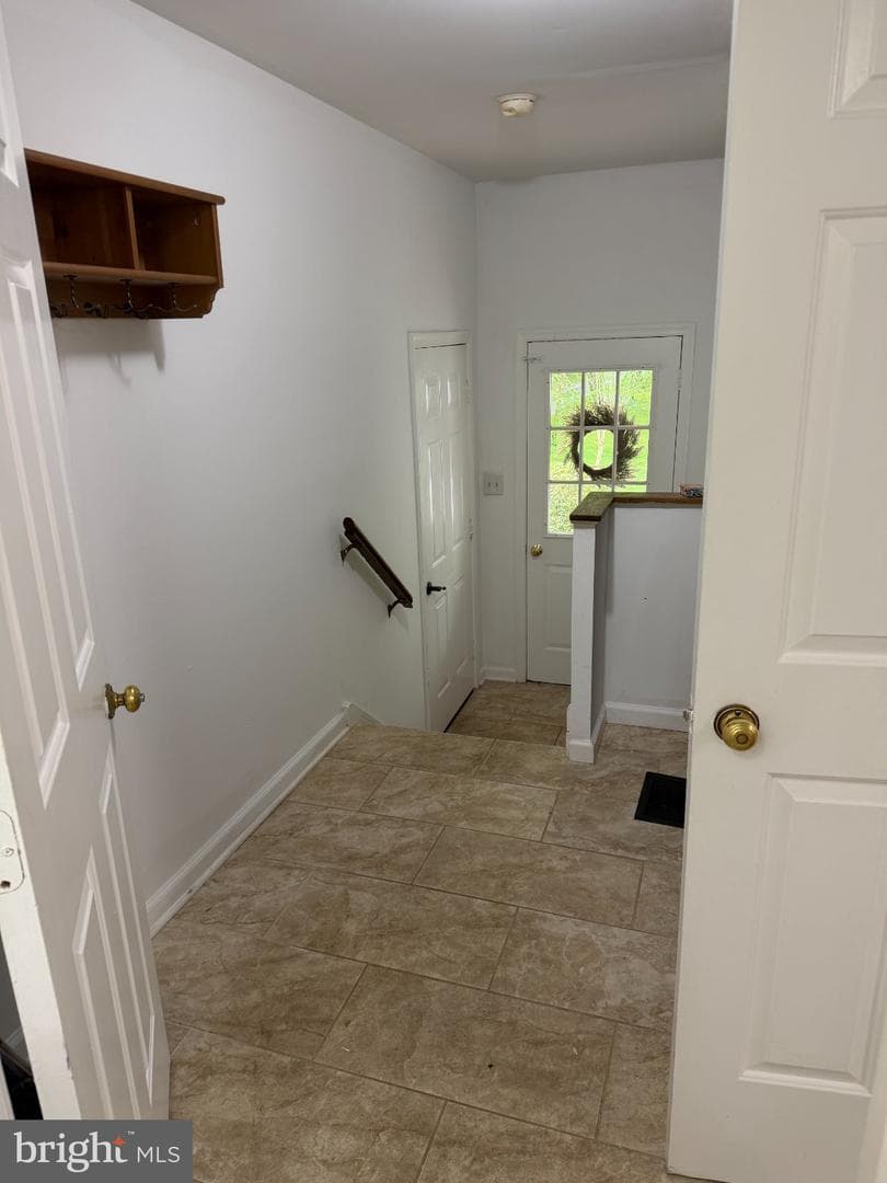 6990 Ivy Hill Drive photo 23