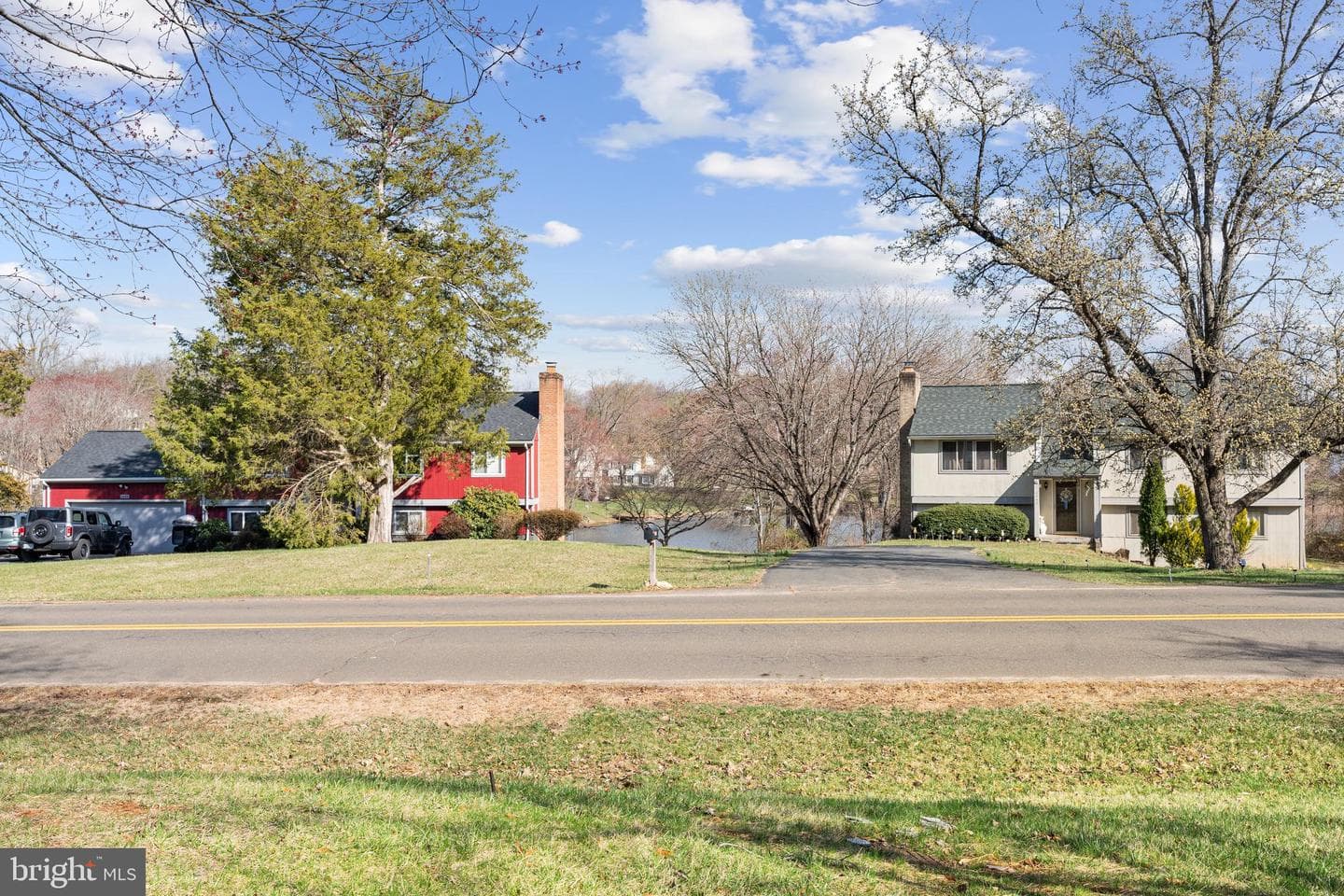 6439 Lancaster Dr photo 4