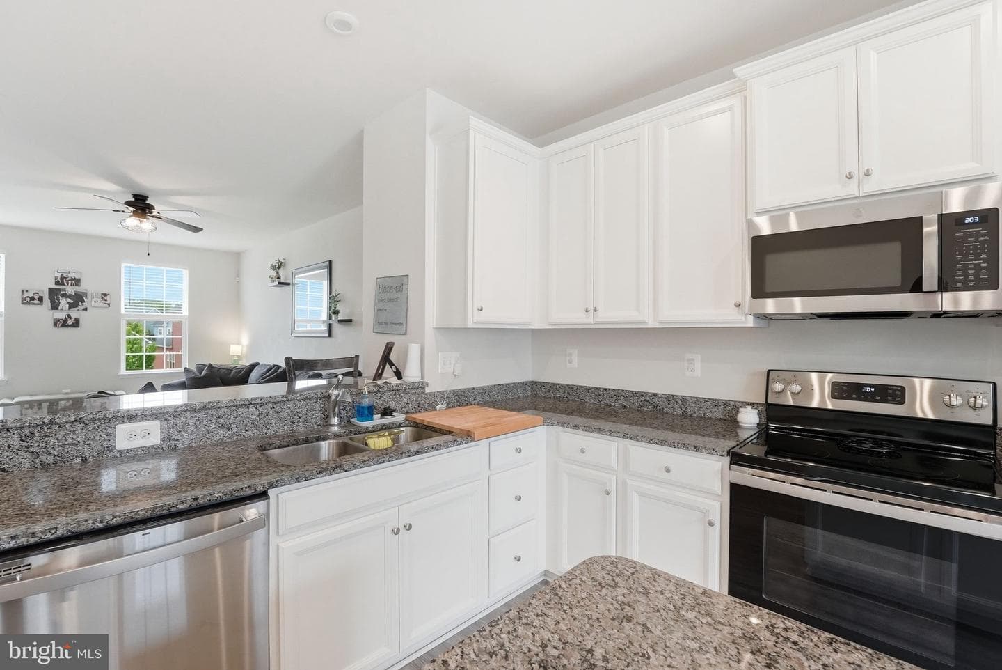 7550 Hancock Street photo 12