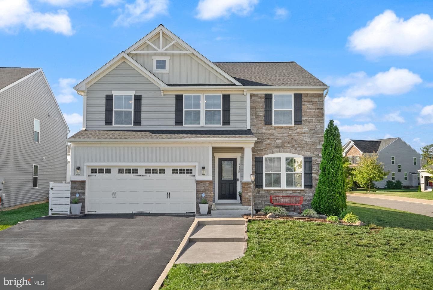 5828 Still Water Way photo 2