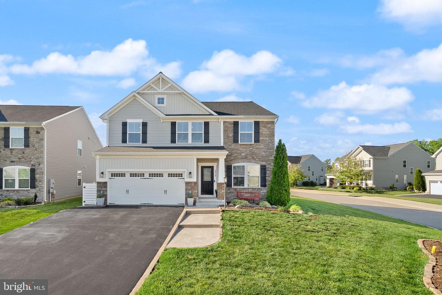 5828 Still Water Way photo 4