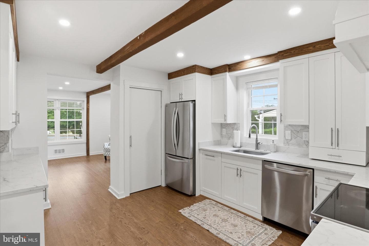 179 Waterloo Street photo 9