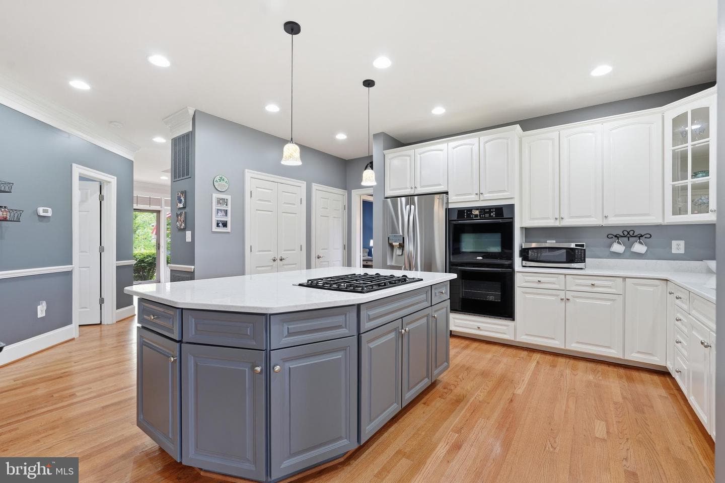 7424 Edington photo 7