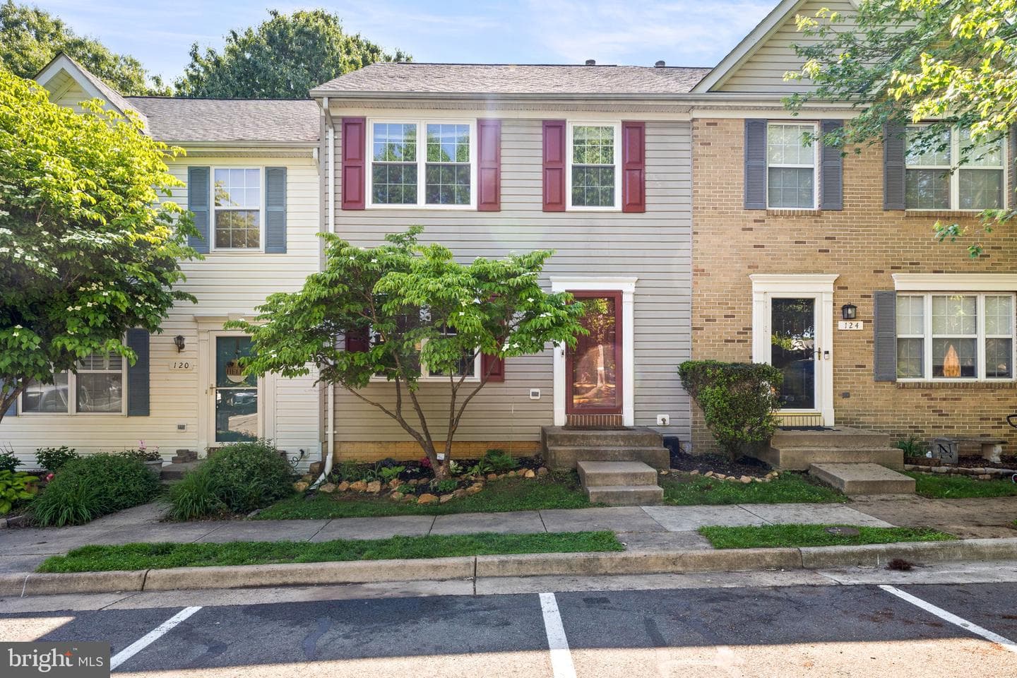 122 Dorset Lane photo 2