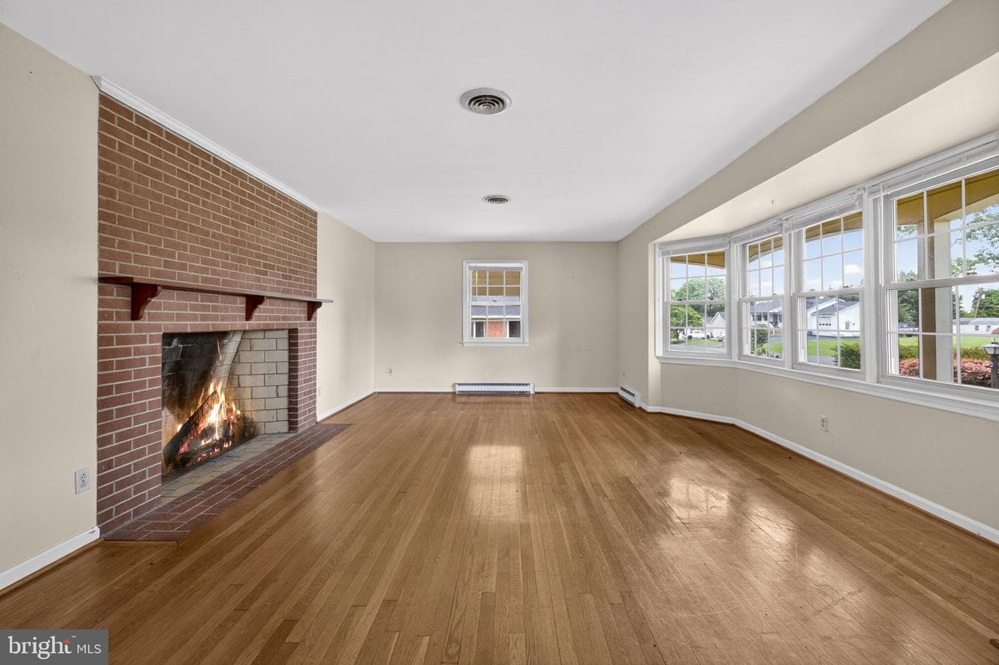 312 Norfolk Drive photo 10