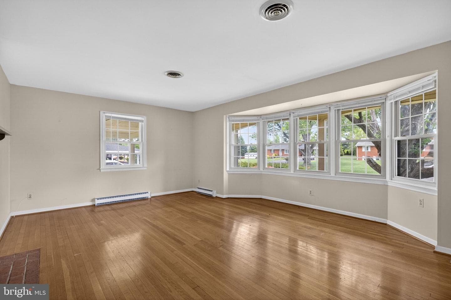312 Norfolk Drive photo 16