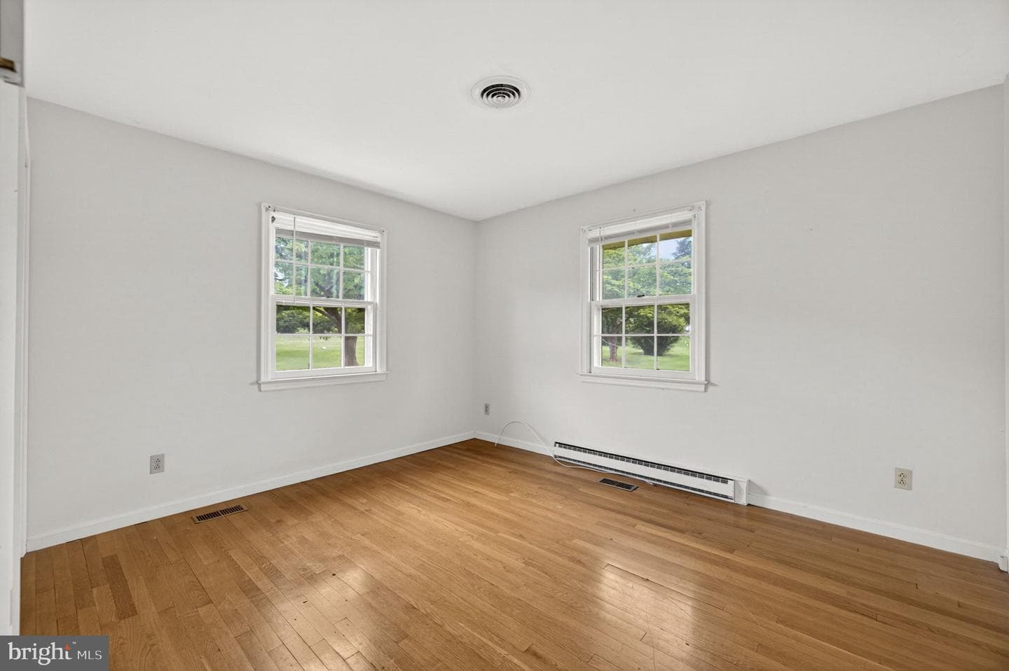 312 Norfolk Drive photo 28
