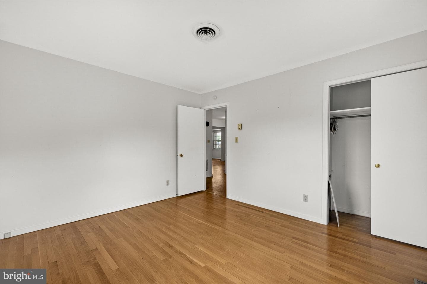 312 Norfolk Drive photo 29
