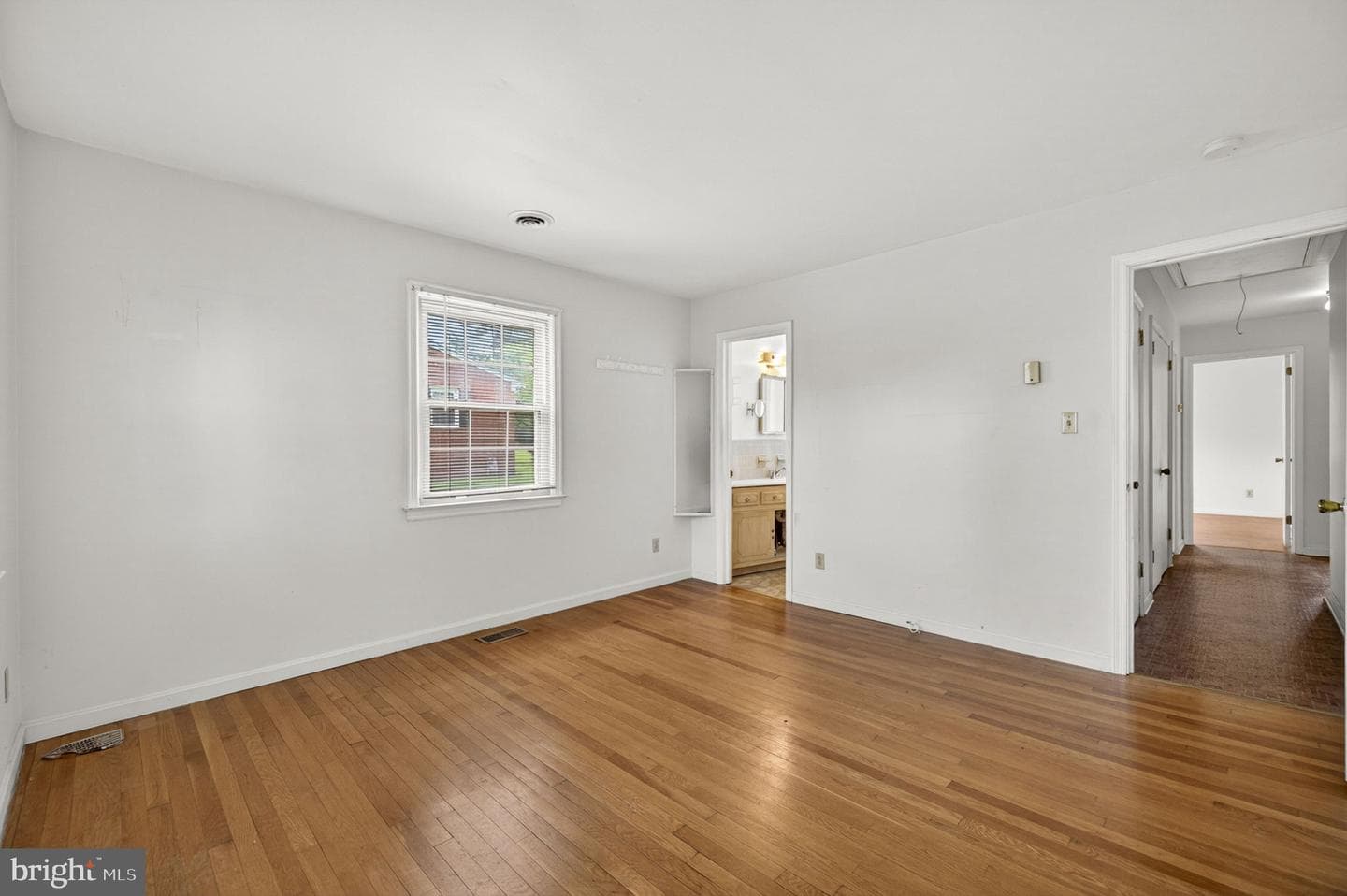 312 Norfolk Drive photo 35