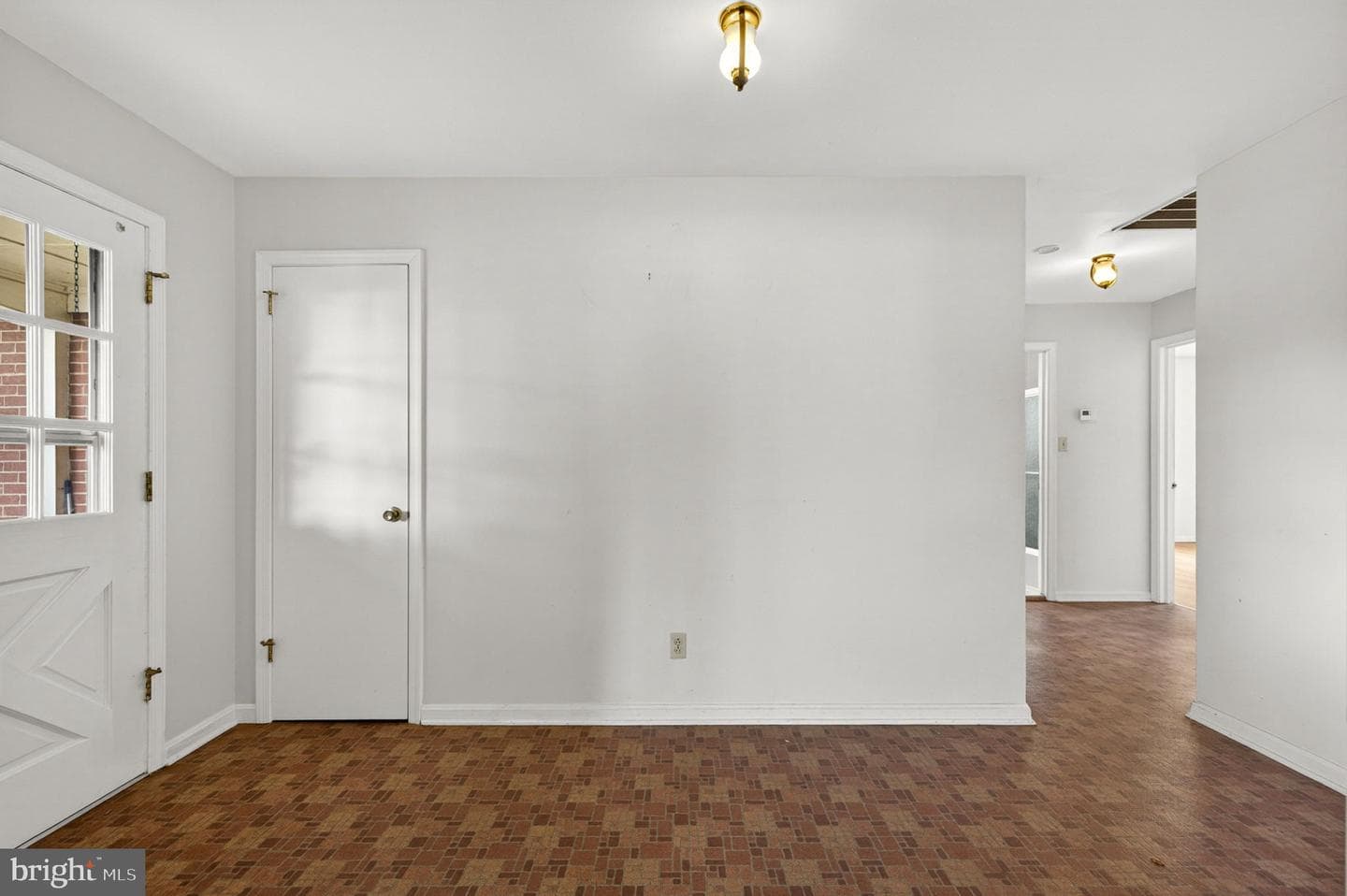312 Norfolk Drive photo 7