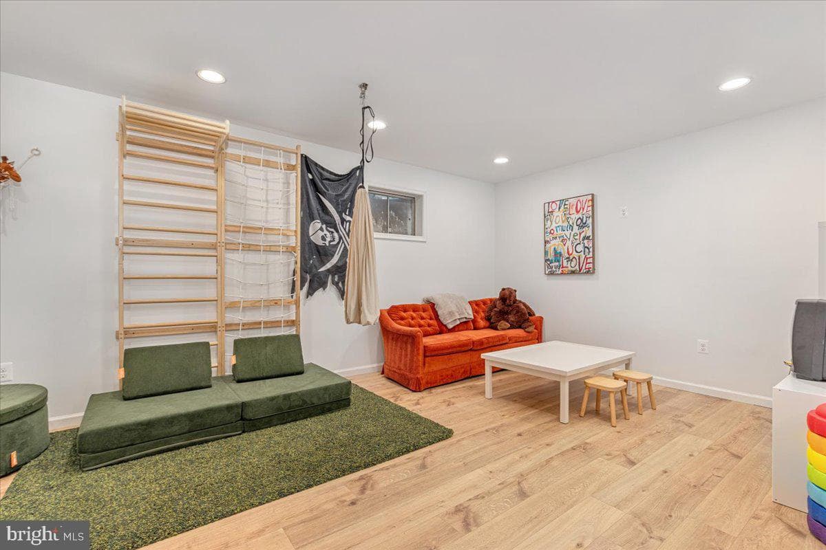 63 Pepper Tree Court photo 28