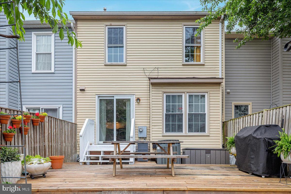 63 Pepper Tree Court photo 34
