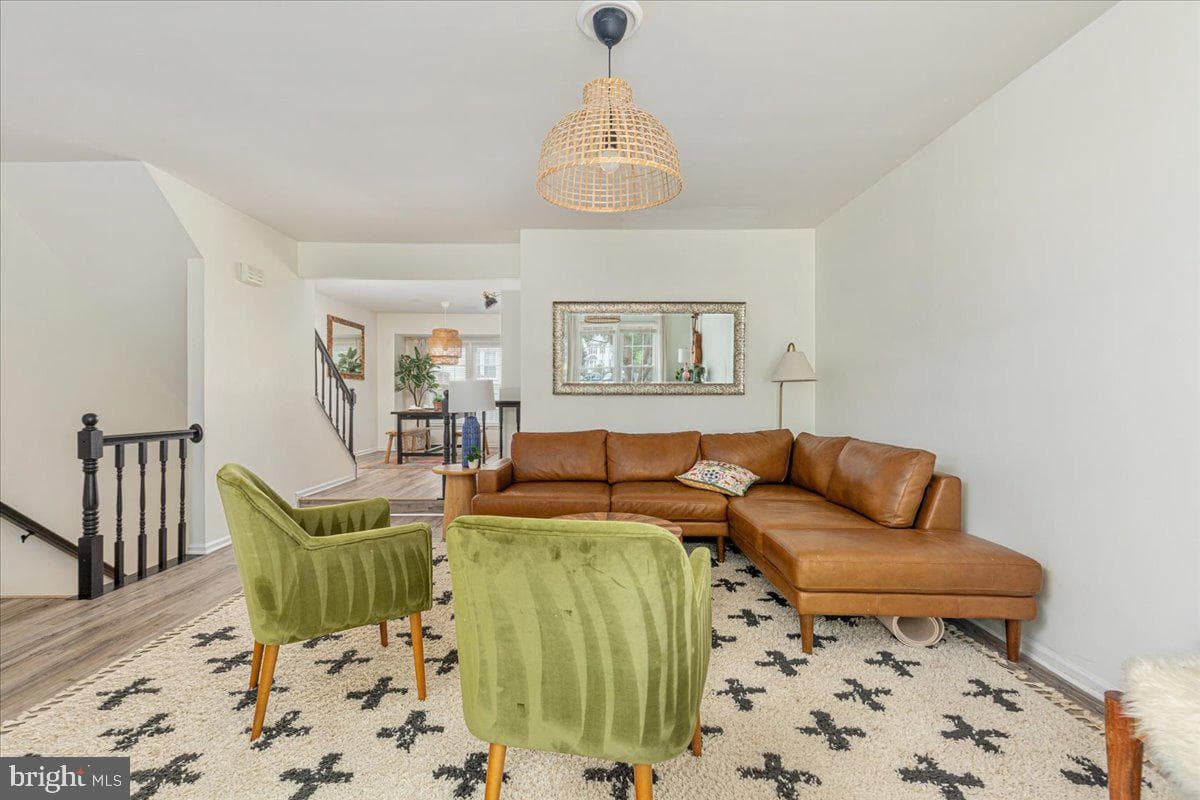 63 Pepper Tree Court photo 9