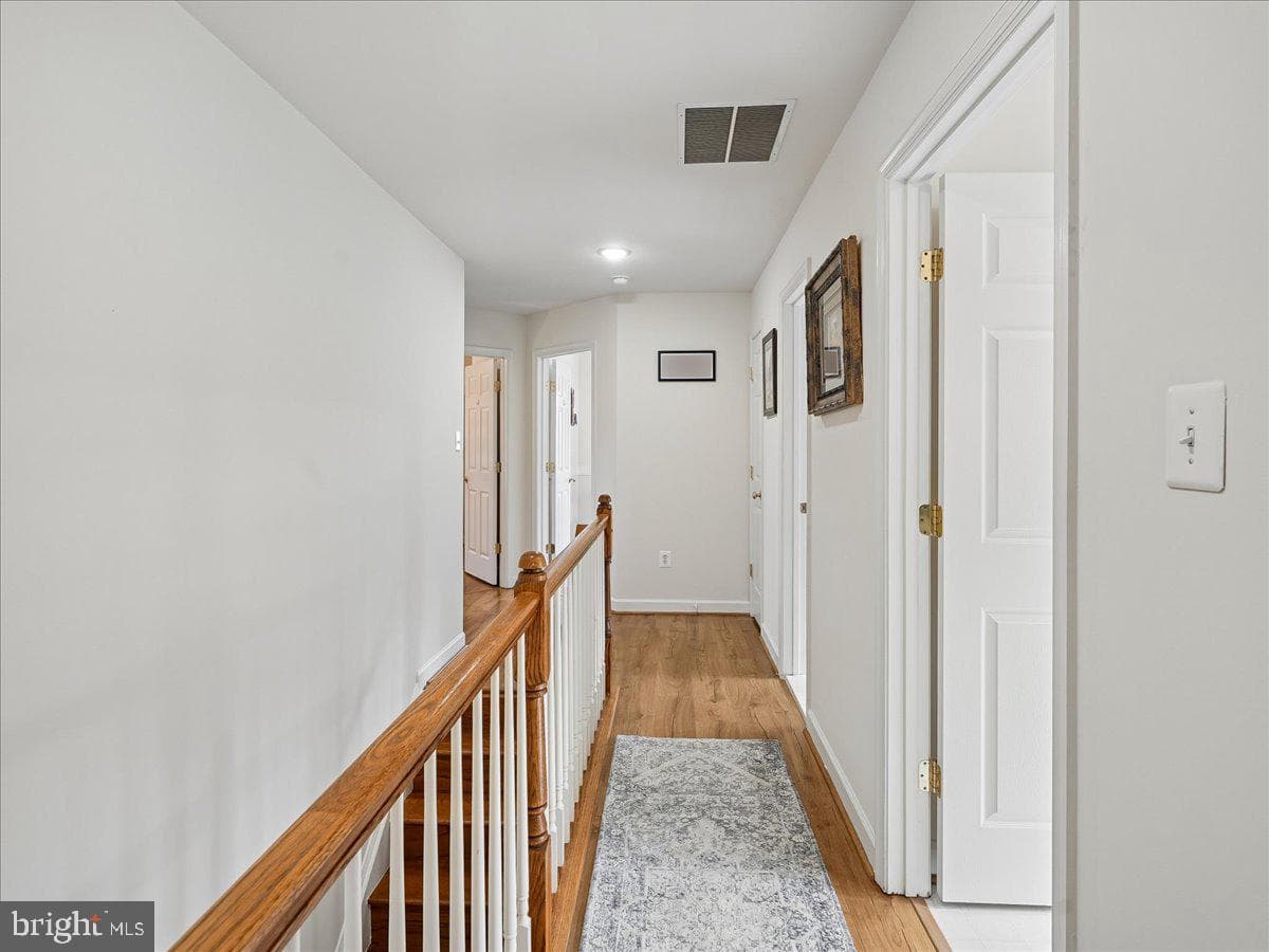 530 Estate Avenue photo 43