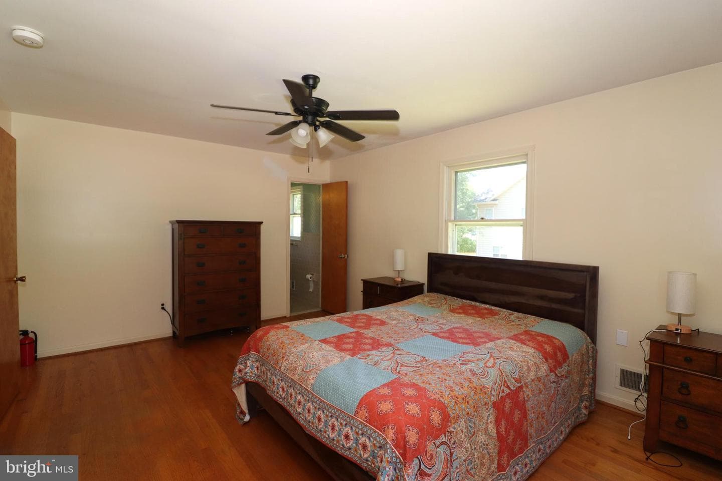 166 Elm Street photo 17