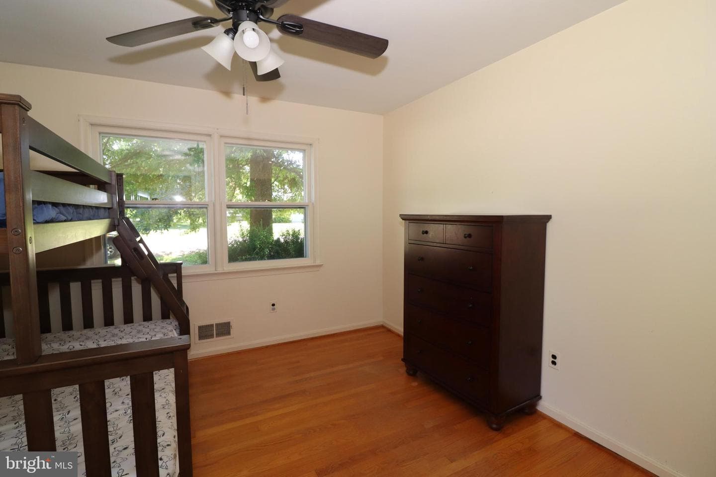 166 Elm Street photo 21