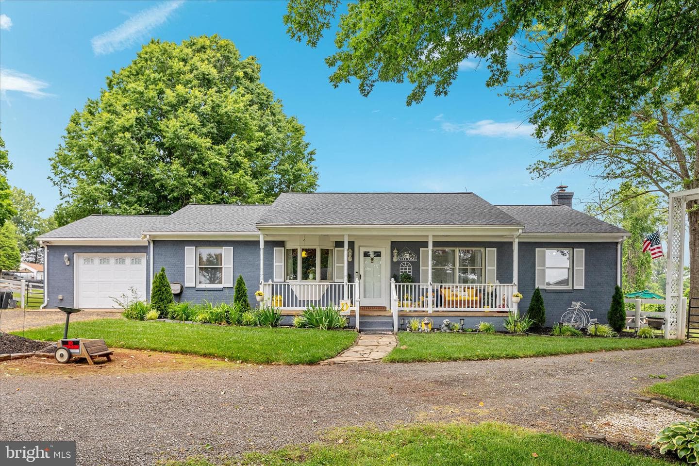 9189 Lees Ridge Road photo 2