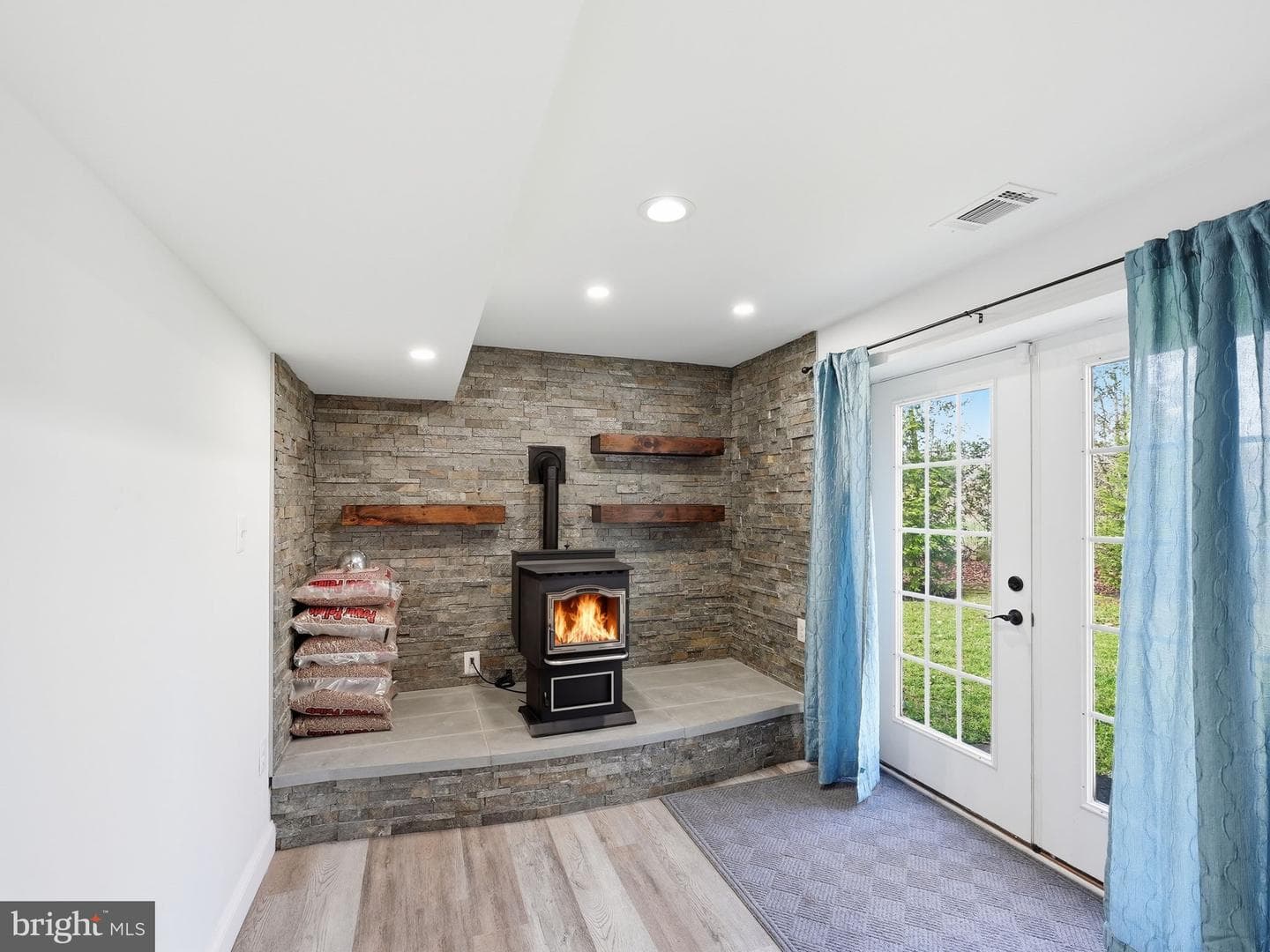 12140 Brent Town Road photo 62