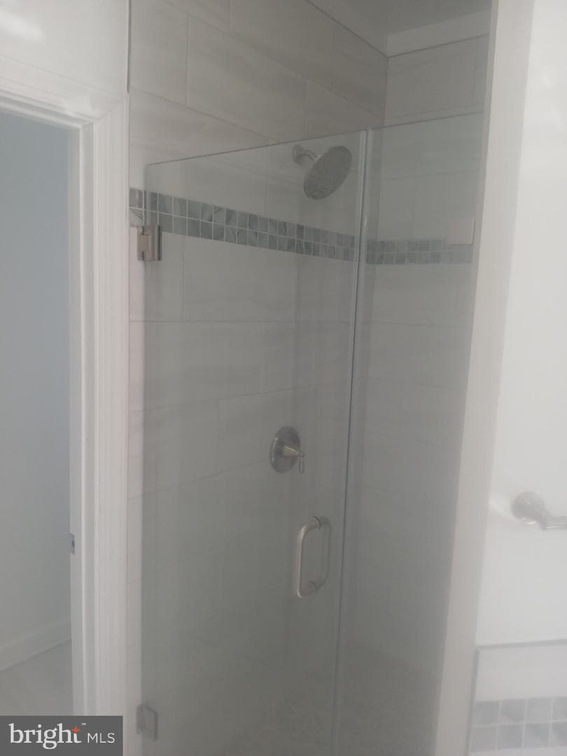 5201 Carolyns Way photo 20