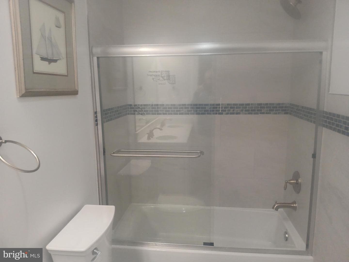 5201 Carolyns Way photo 24