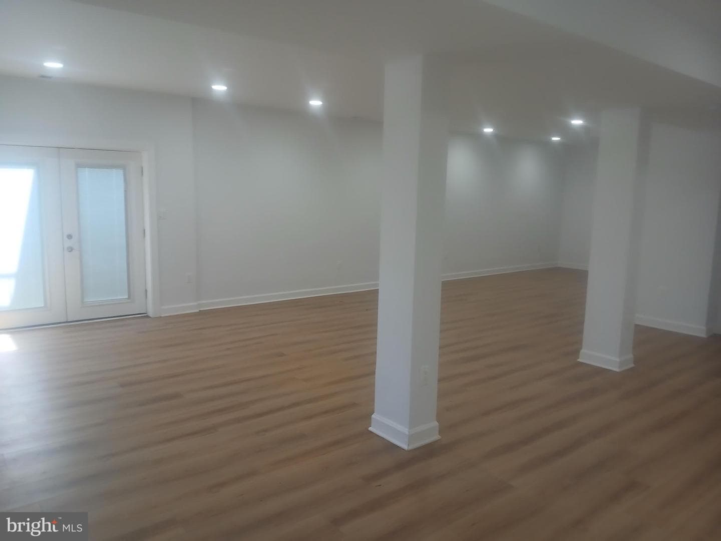 5201 Carolyns Way photo 32