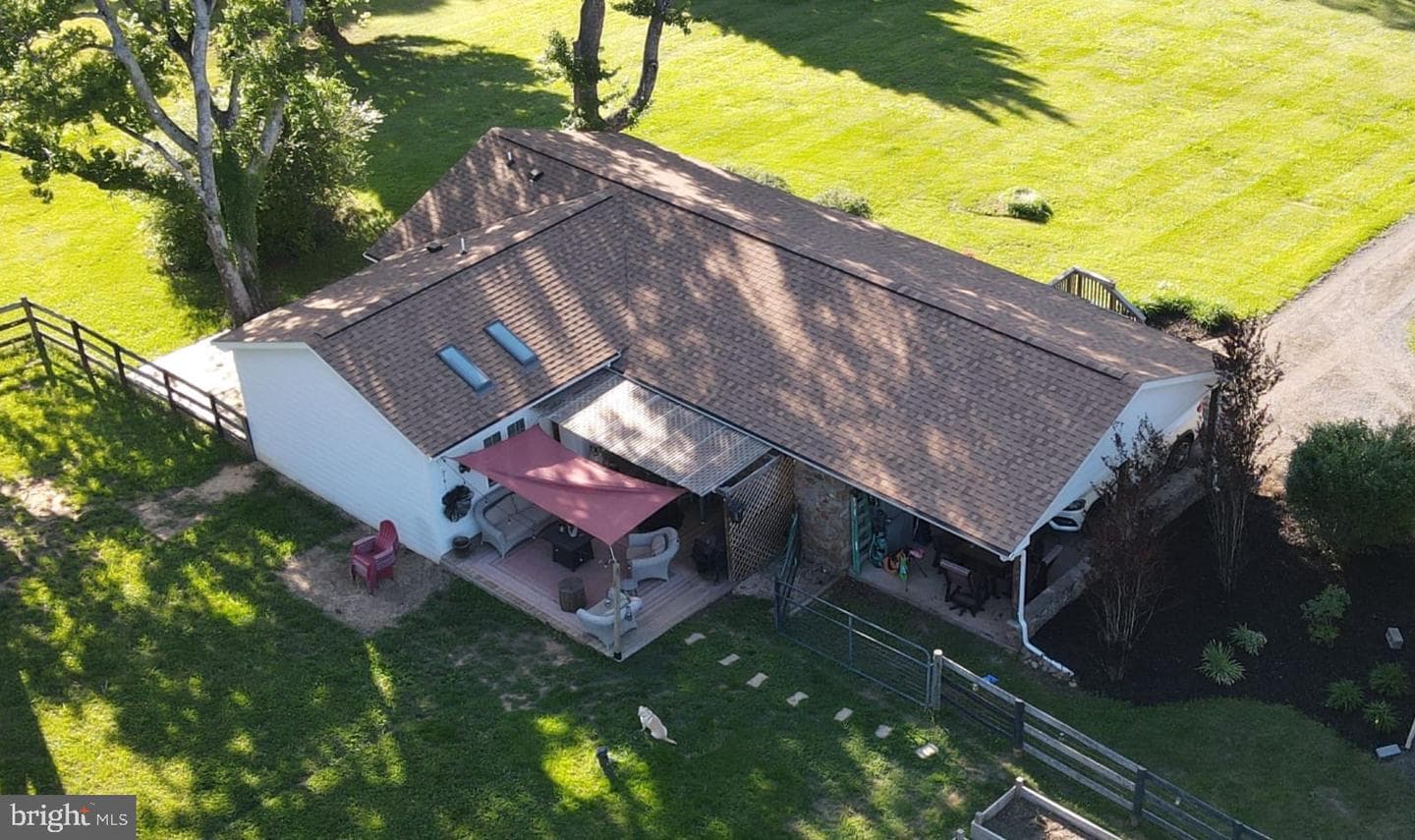 5383 Casanova Road photo 4