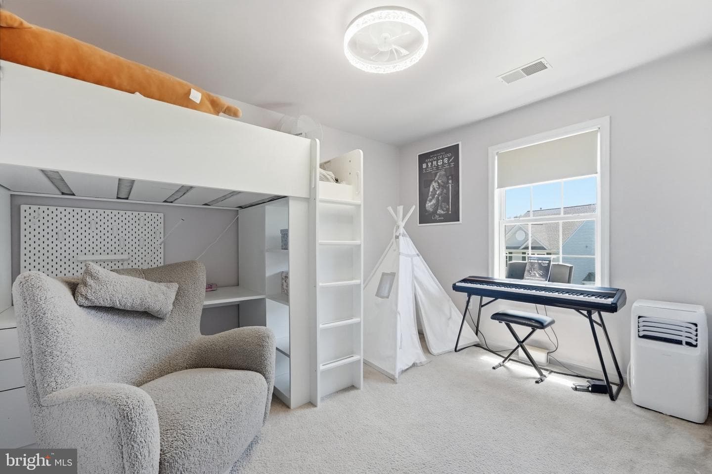 53 Sire Way photo 15