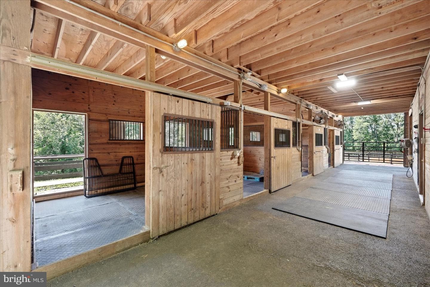 5221 Mountain View Drive photo 5