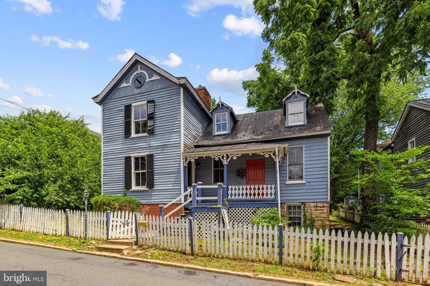 25 N 6th Street, Warrenton
