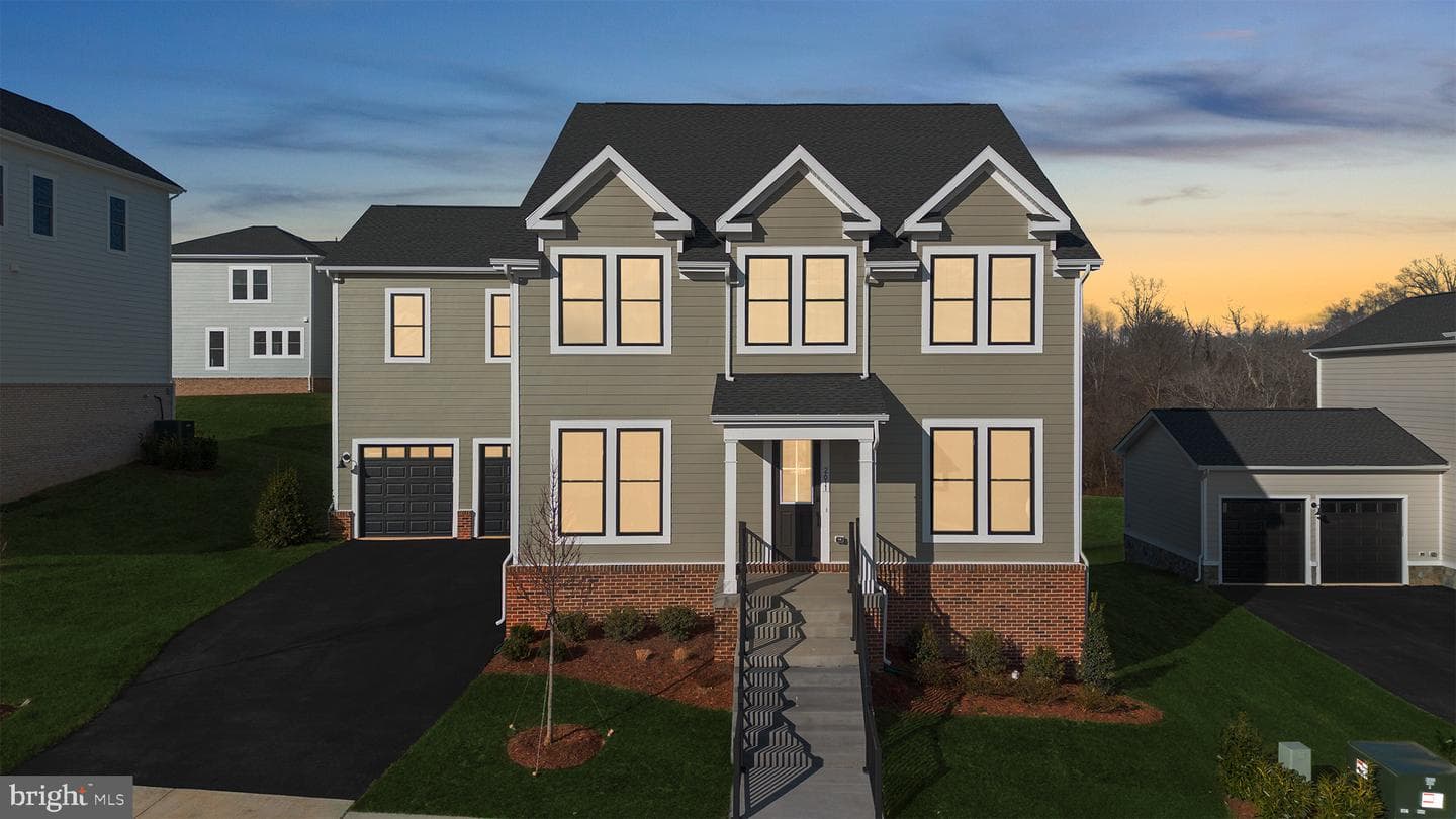 2611 Blue Ridge Ave, Marshall