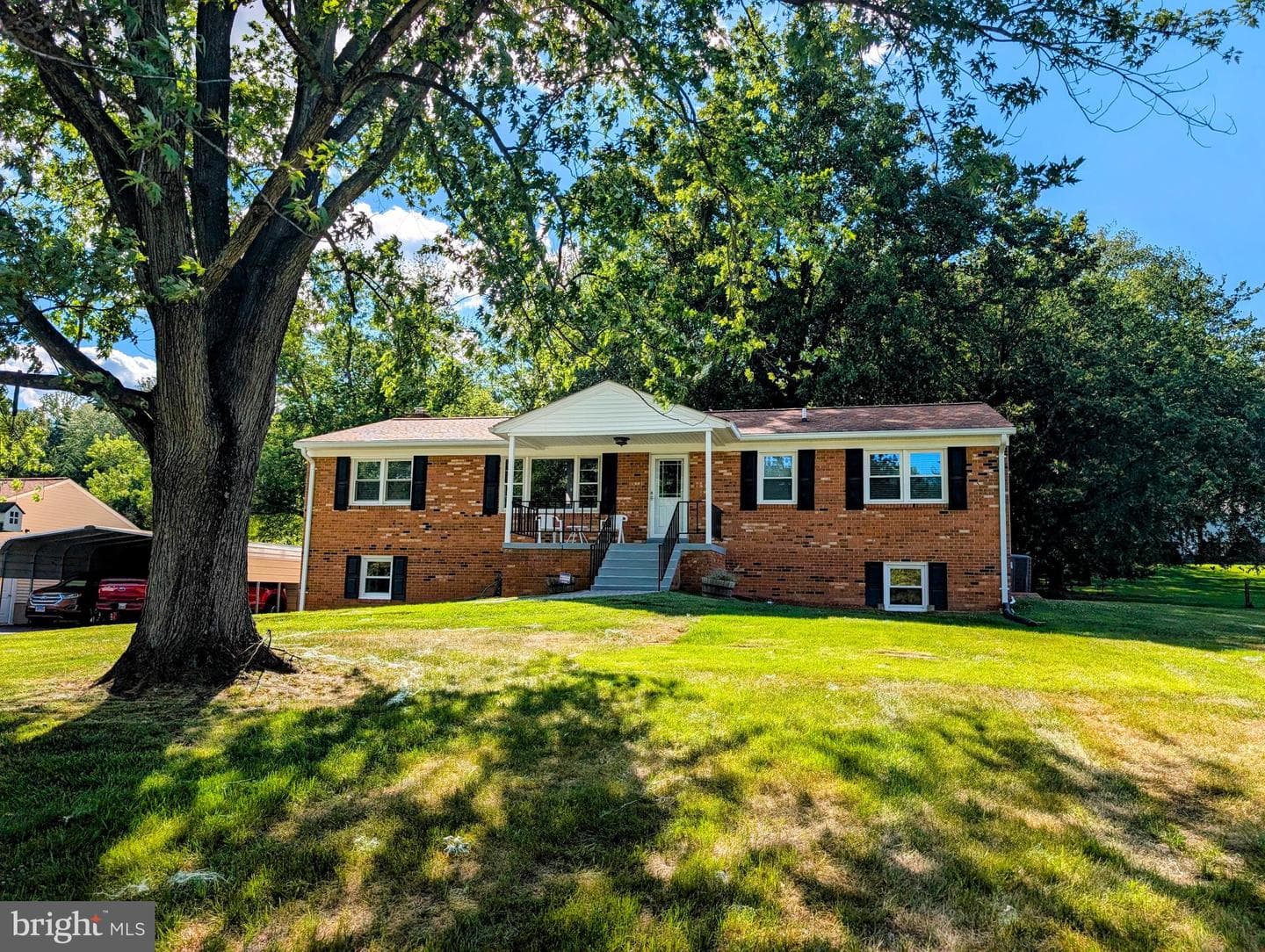 4586 Hillside Court, Warrenton