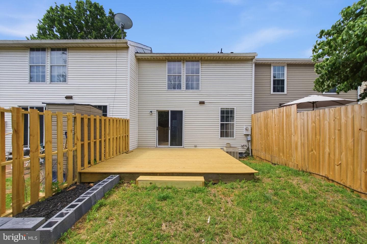 Oak Leaf Court photo 29