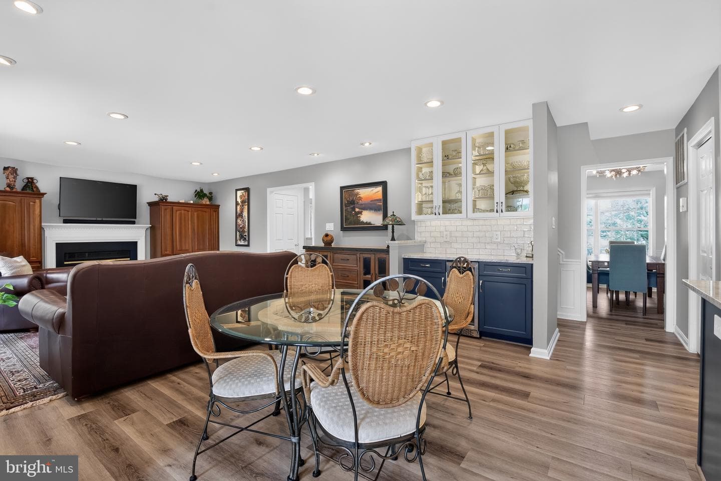 6404 Cotswold Way photo 16