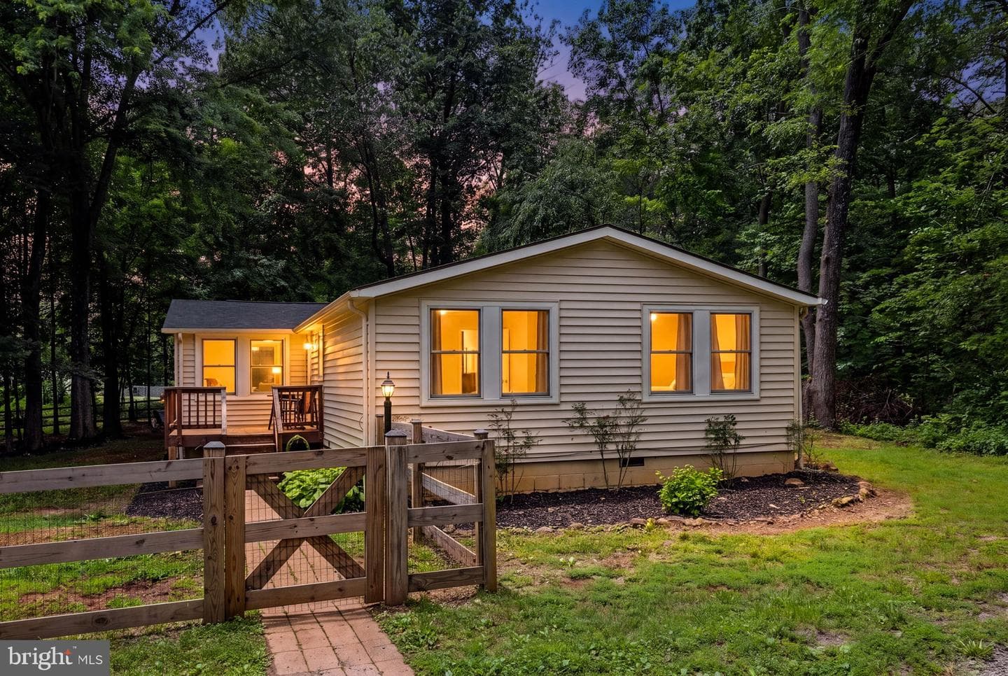 9448 Green Road, Midland