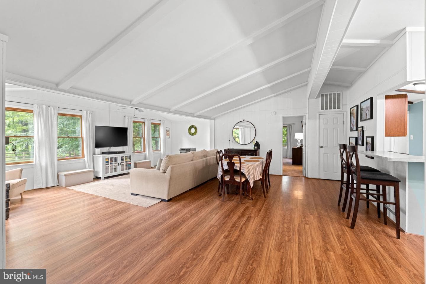 9448 Green Road photo 17