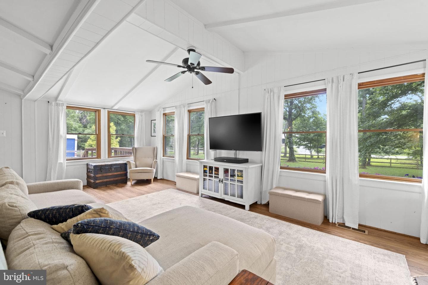 9448 Green Road photo 24