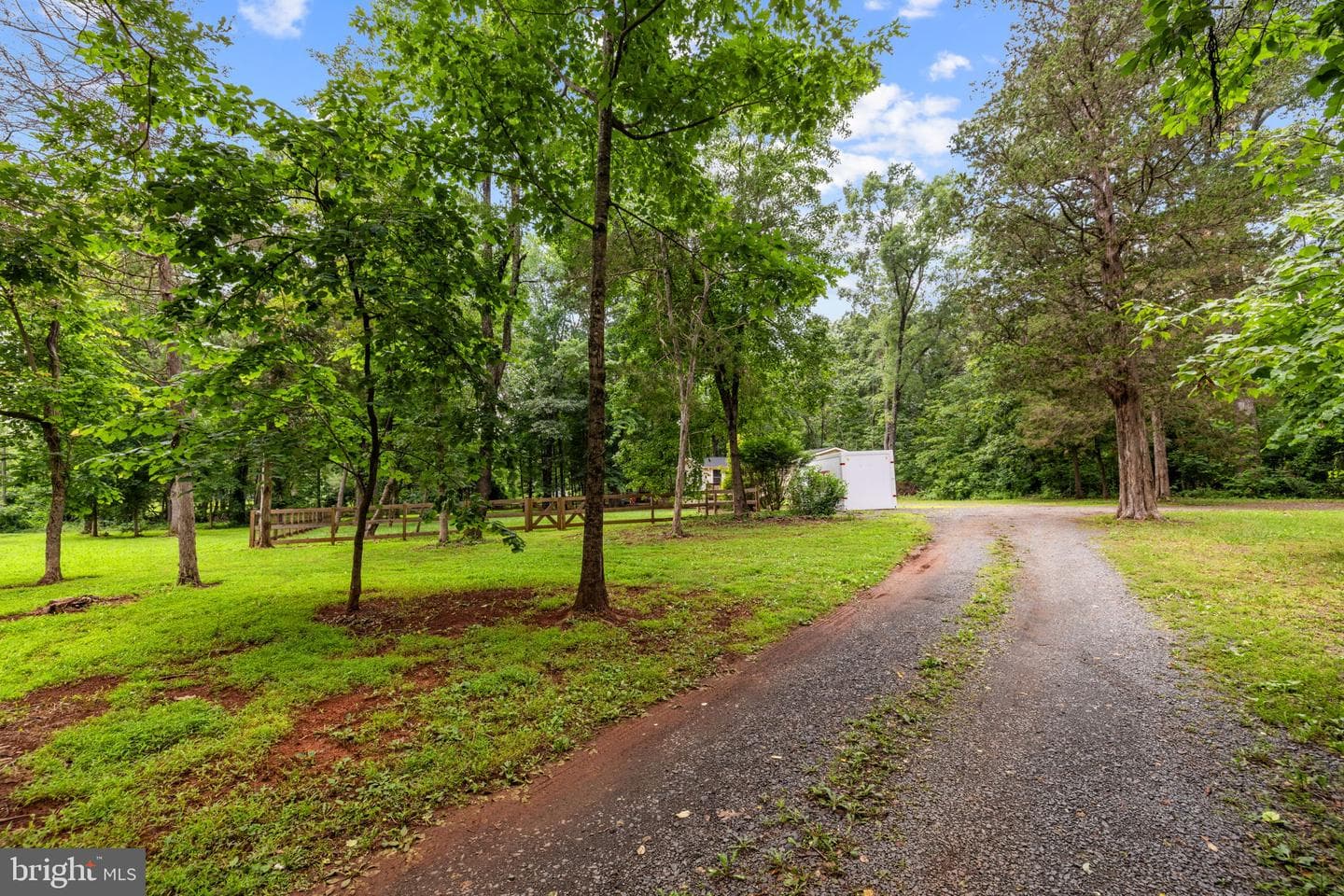 9448 Green Road photo 7