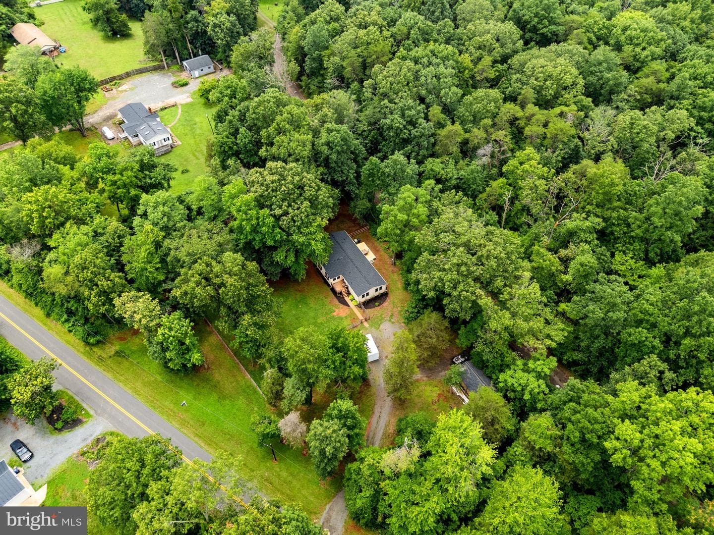 9448 Green Road photo 88