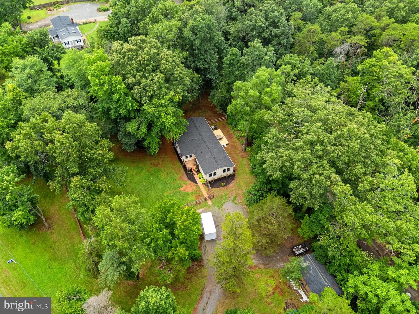 9448 Green Road photo 89