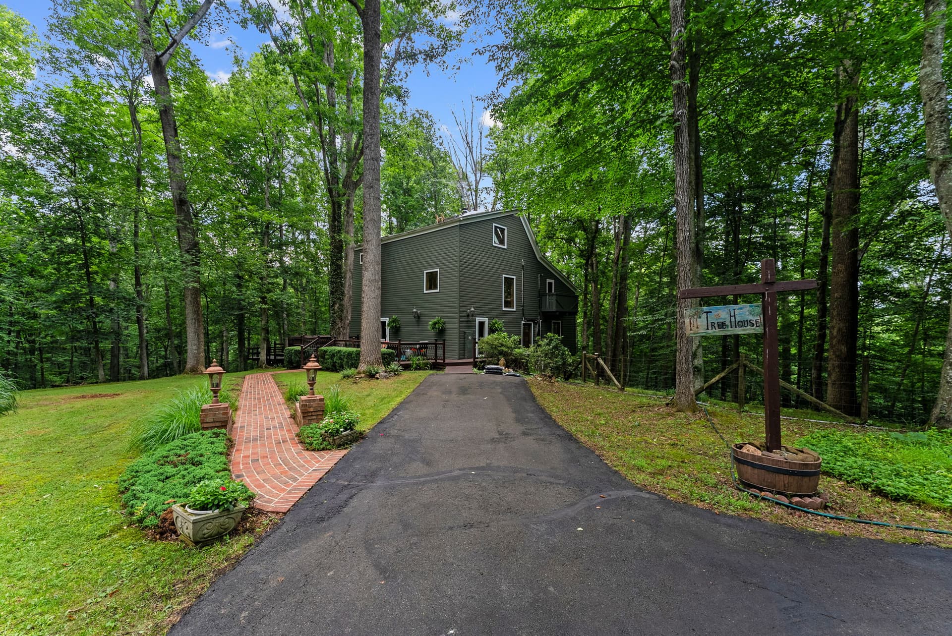9914 Crest Court photo 90