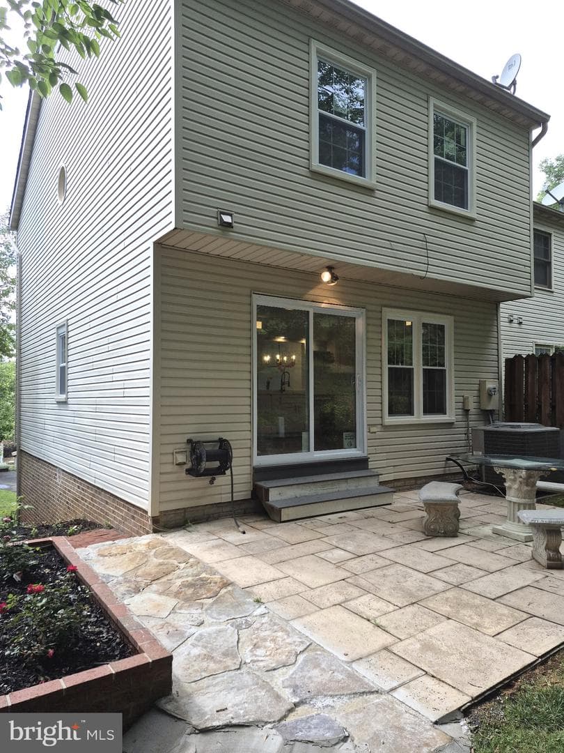 27 Fairfax Street, Warrenton