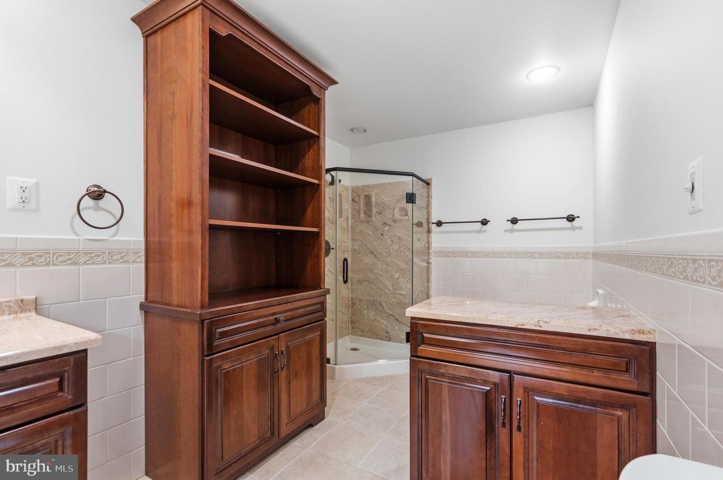 9808 Timber Heights photo 37