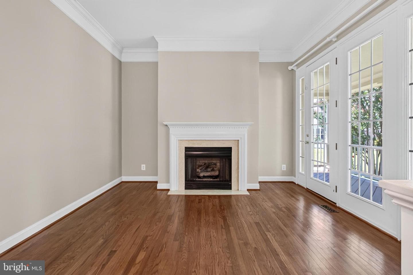 3582 Dell Court photo 18