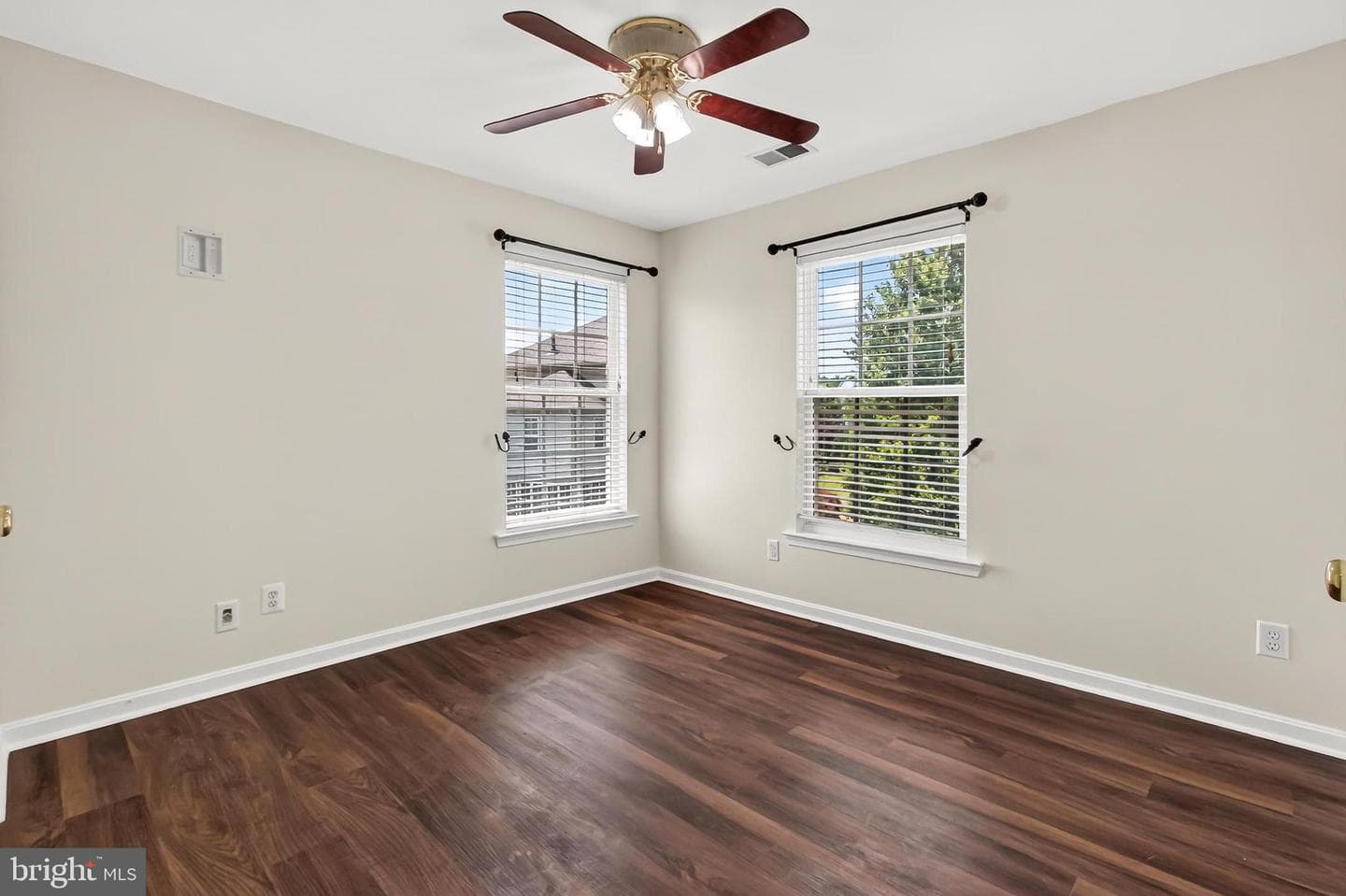3582 Dell Court photo 51
