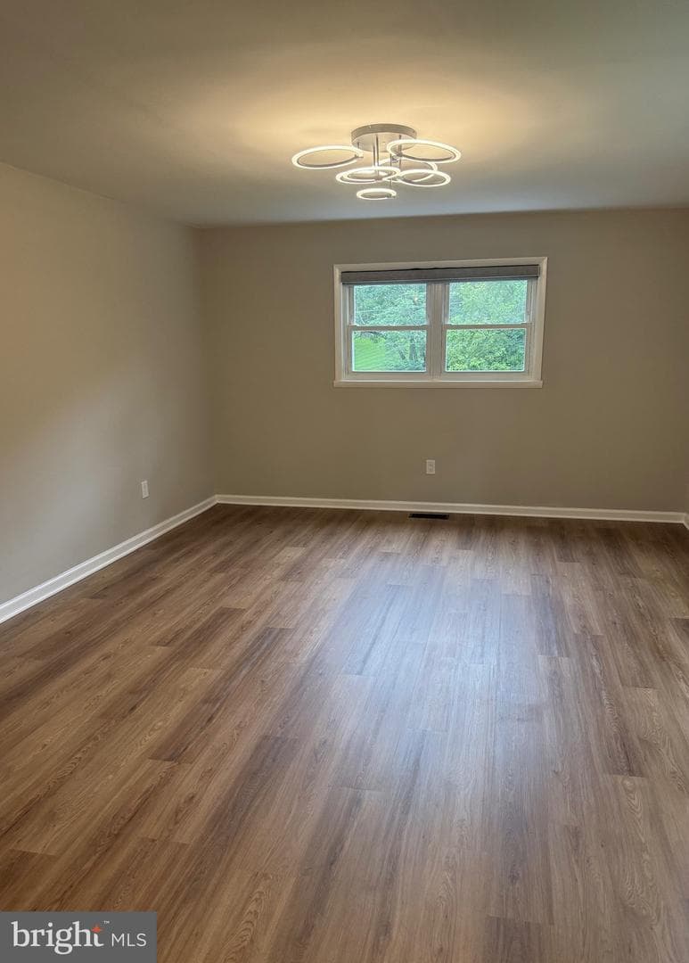 8093 Meetze Road photo 31