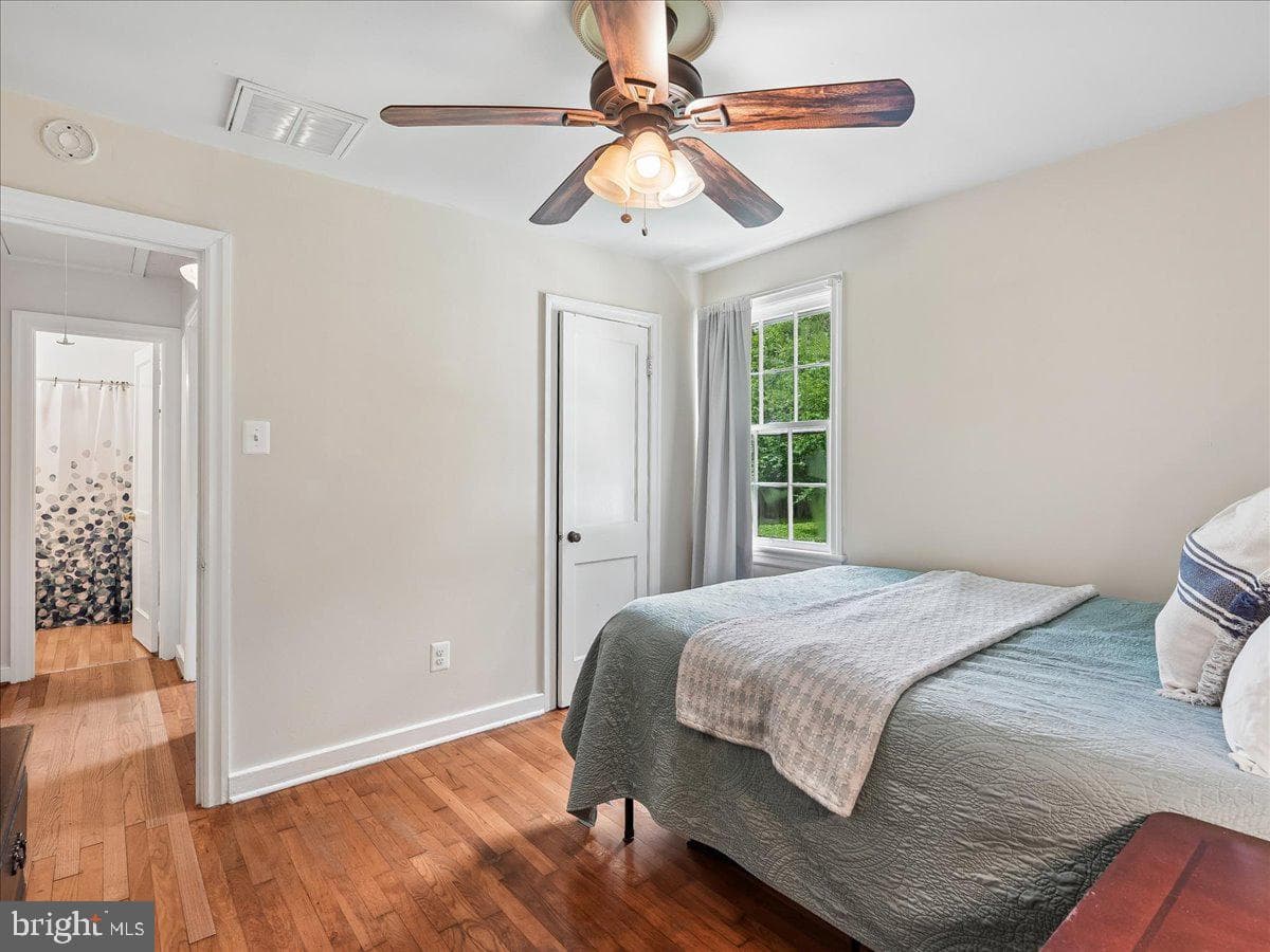 4247 Warren Street photo 15