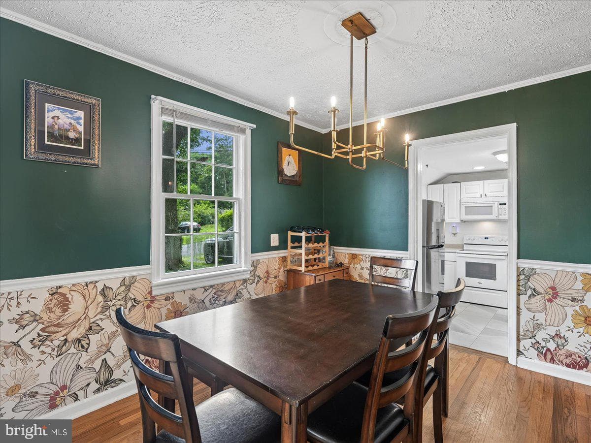 4247 Warren Street photo 8