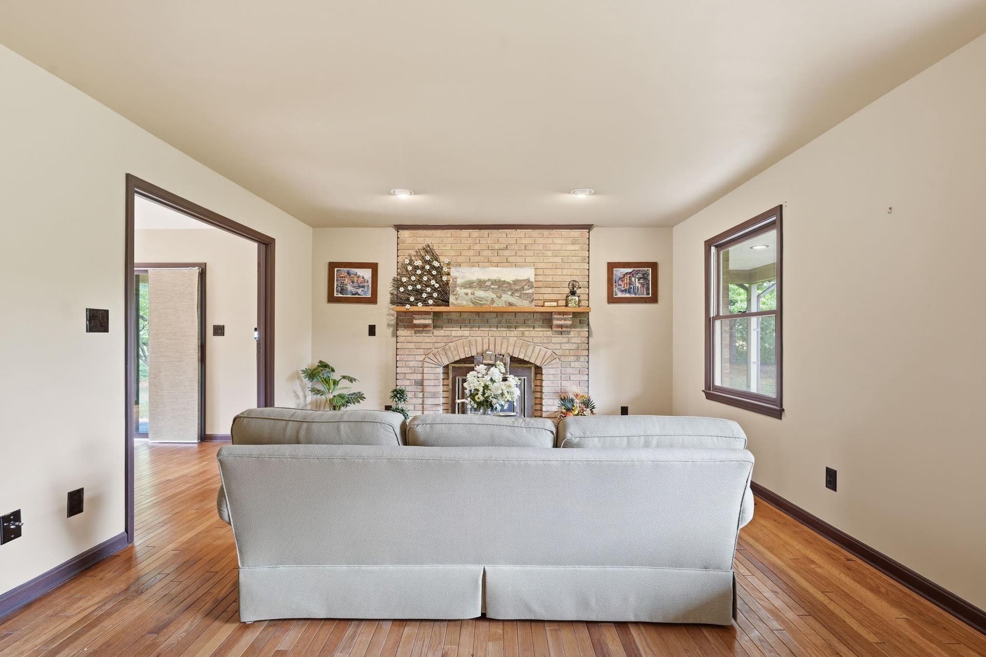 10414 Skyline Avenue photo 25